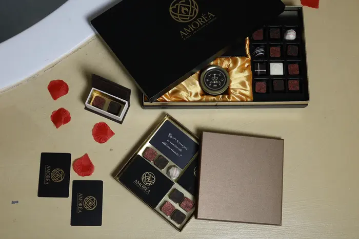 Praline e carte in dettaglio